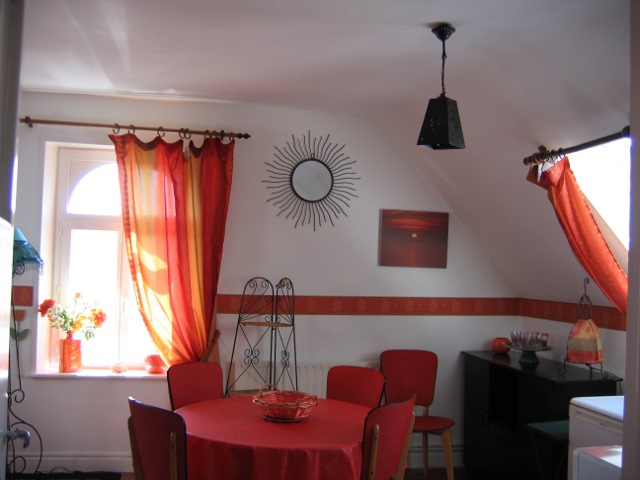 Dining area, modern furniture.